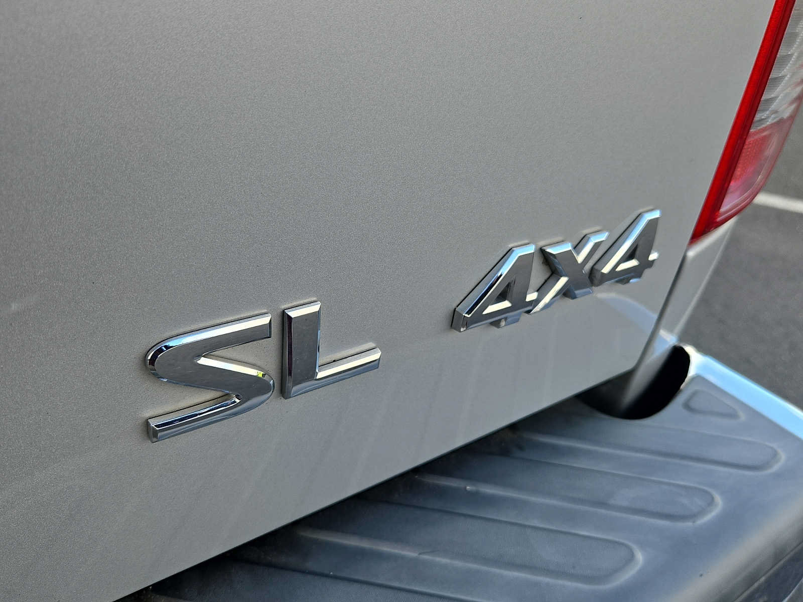 Used 2019 Nissan Frontier SL AWD/4WD image 31
