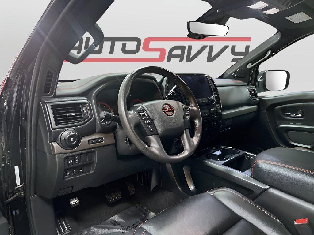 Used 2024 Nissan Titan PRO-4X w/ Pro-4x Convenience Package AWD/4WD image 9