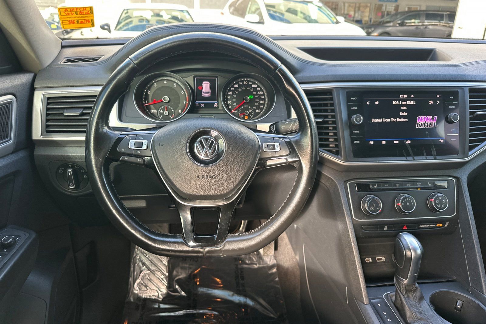 Used 2018 Volkswagen Atlas SE image 17