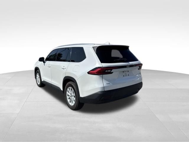 Used 2024 Toyota Grand Highlander AWD image 9