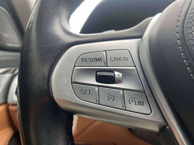 Used 2021 BMW 740i w/ Premium Package RWD image 23