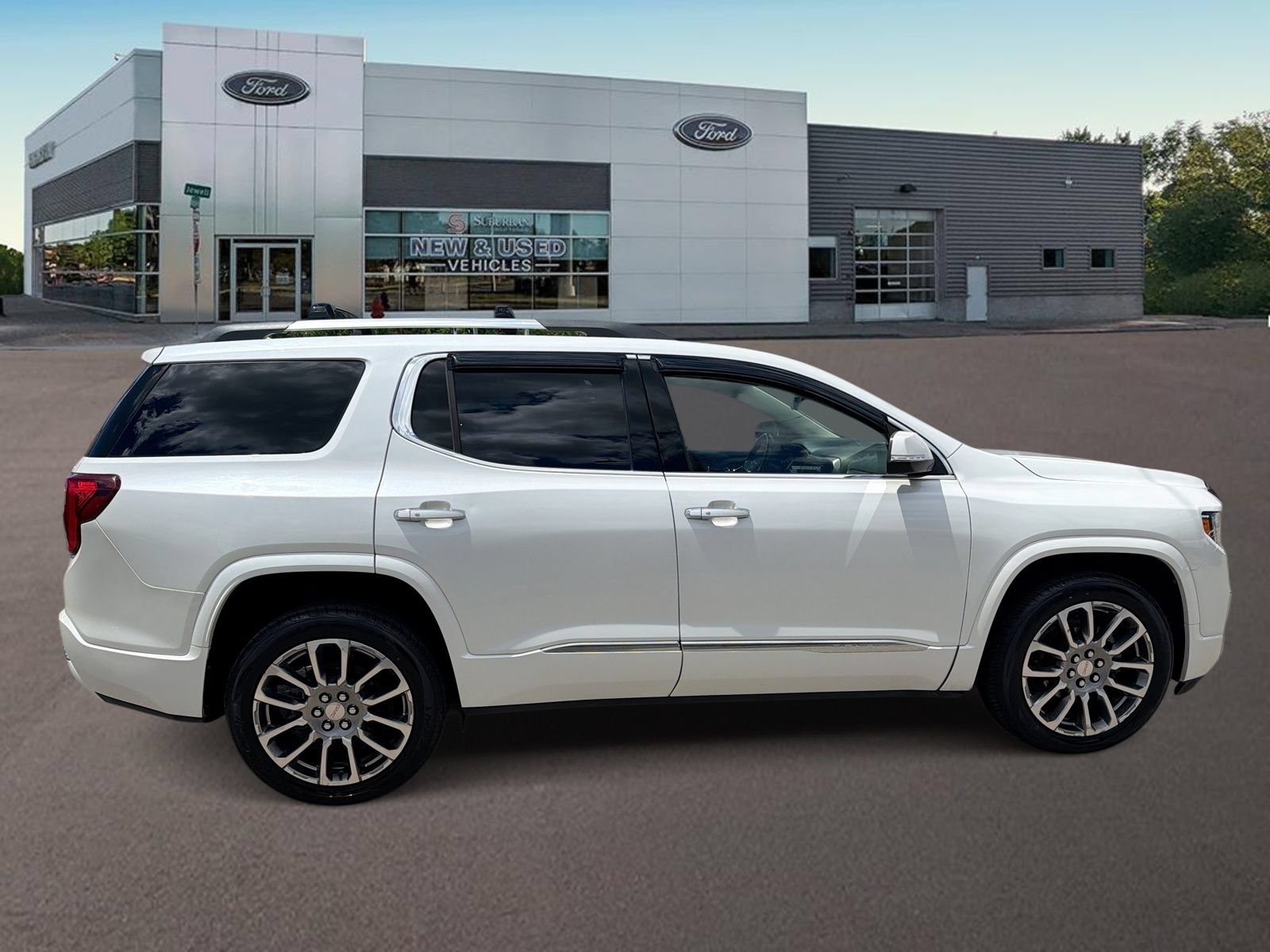 Used 2023 GMC Acadia Denali w/ Denali Ultimate Package AWD/4WD image 12