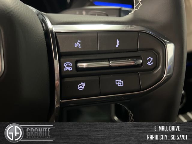 Used 2026 GMC Acadia Denali Ultimate w/ LPO, Floor Liner Package image 33