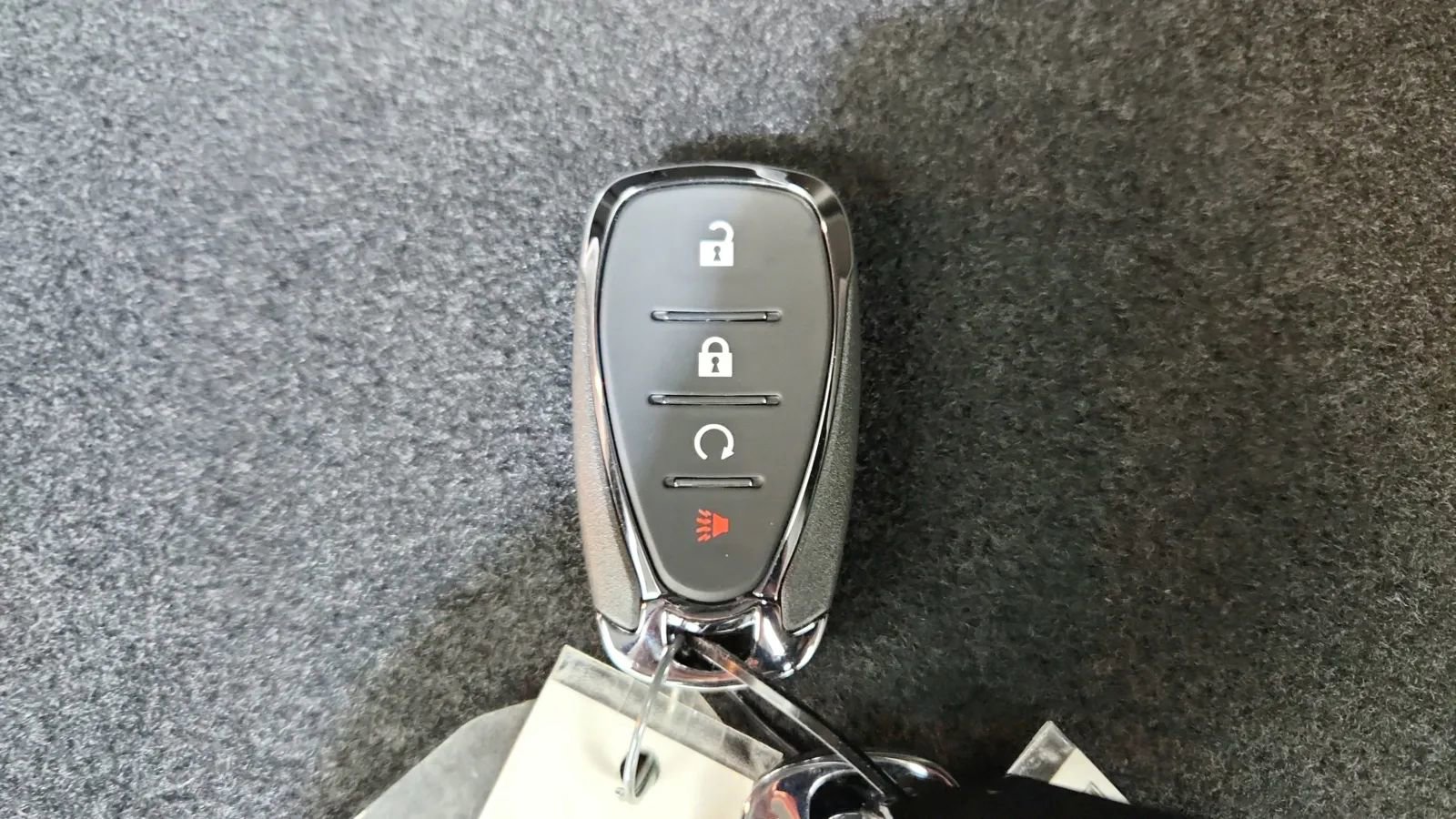 Used 2024 Chevrolet Trax ACTIV w/ Sunroof Package image 21