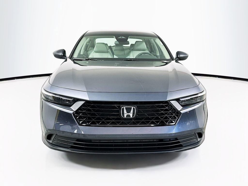 Certified 2025 Honda Accord LX image 5