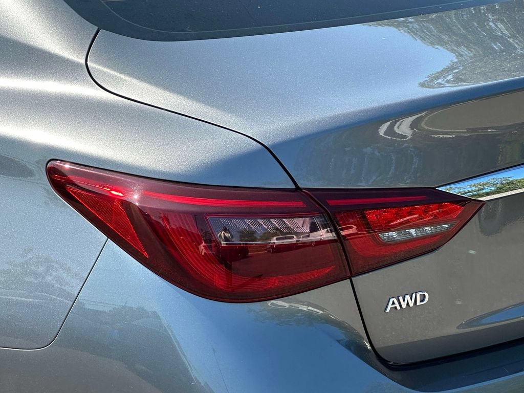 Used 2019 INFINITI Q50 Red Sport 400 AWD/4WD image 9