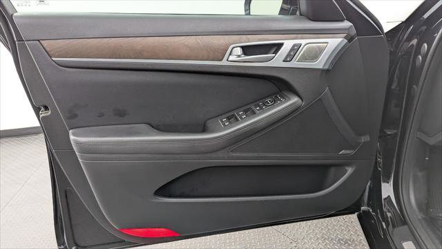 Used 2018 Genesis G80 3.8 w/ Option Group 03 RWD image 13