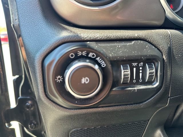 Used 2019 Jeep Wrangler Unlimited Sport S image 26