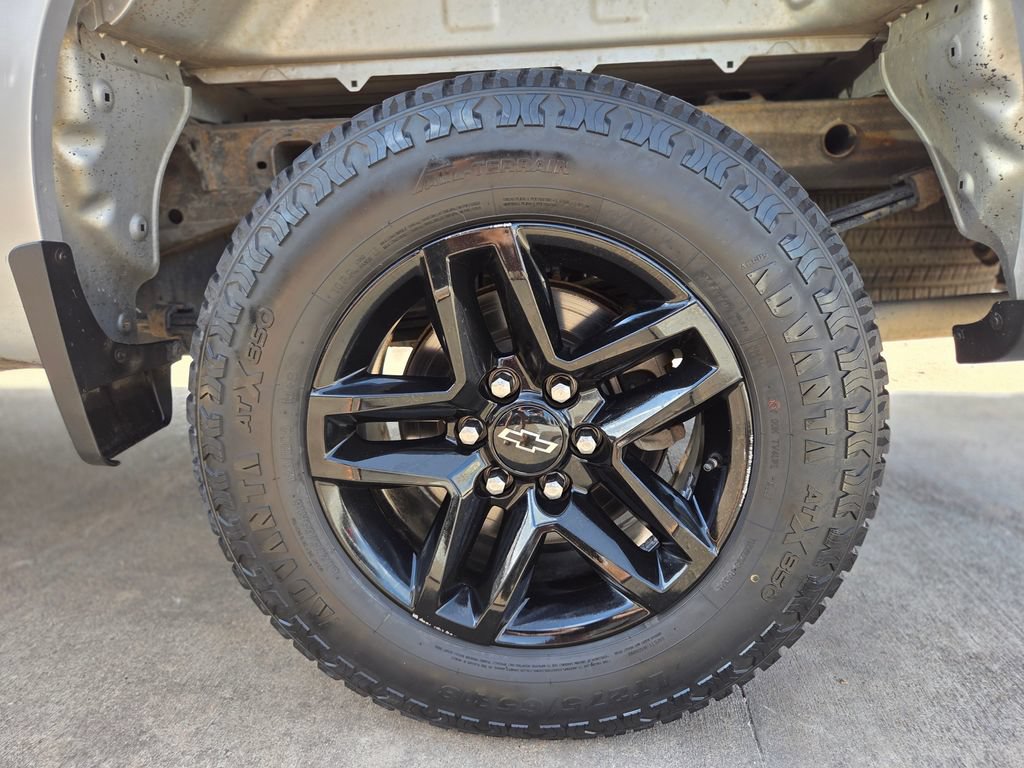 Used 2021 Chevrolet Silverado 1500 LT Trail Boss w/ Convenience Package II AWD/4WD image 31