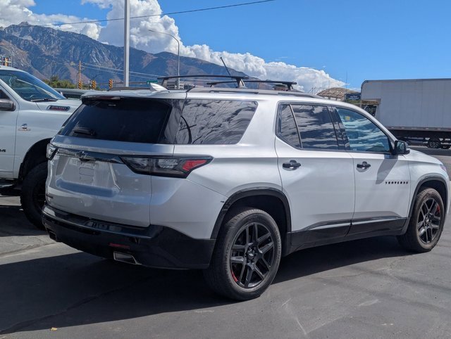 Used 2020 Chevrolet Traverse Premier w/ Redline Edition image 3