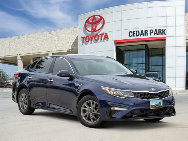 Used 2020 Kia Optima LX FWD image 1