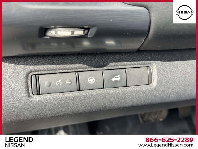 Used 2023 Nissan Pathfinder SL image 18