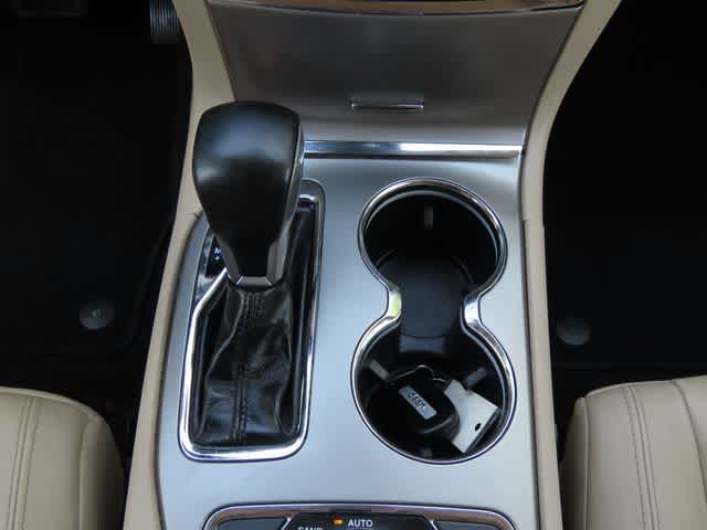 Used 2020 Jeep Grand Cherokee Limited AWD/4WD image 22