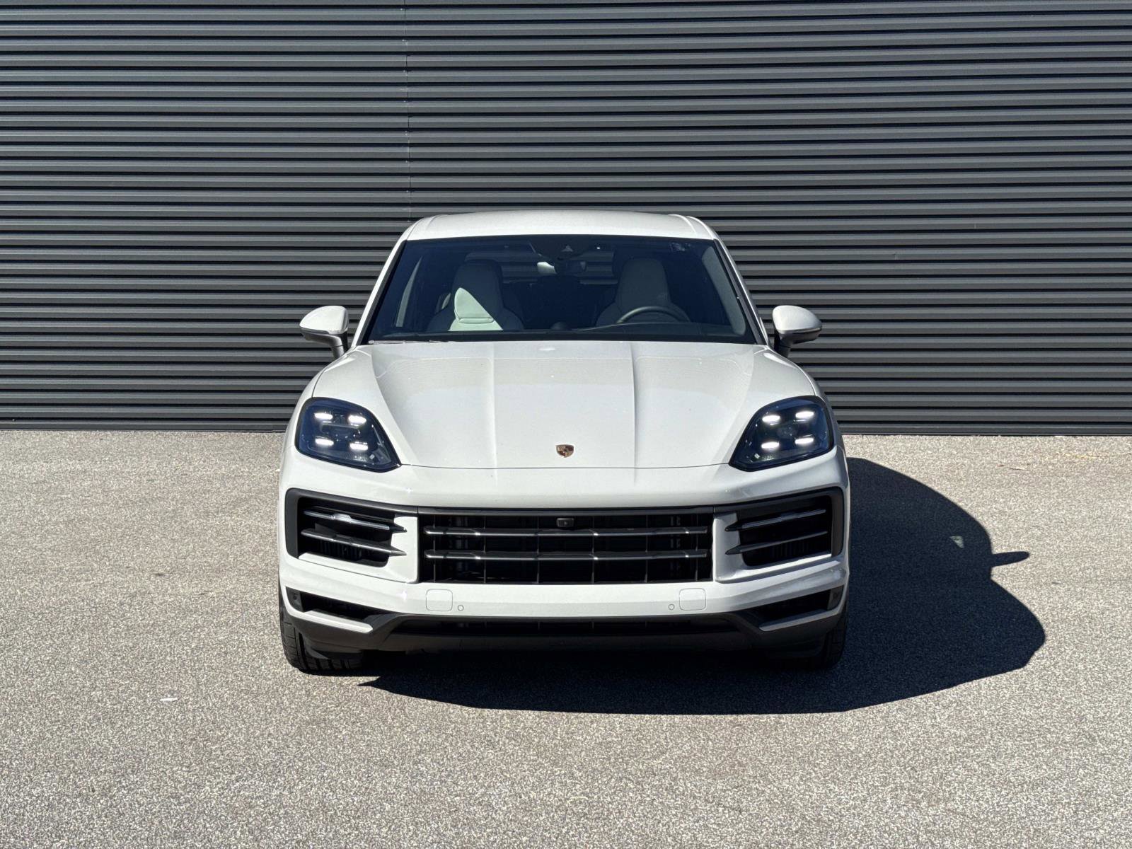 Certified 2025 Porsche Cayenne S image 10