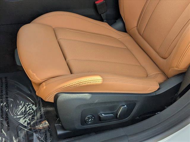 Used 2025 BMW i4 xDrive40i w/ Premium Package image 4