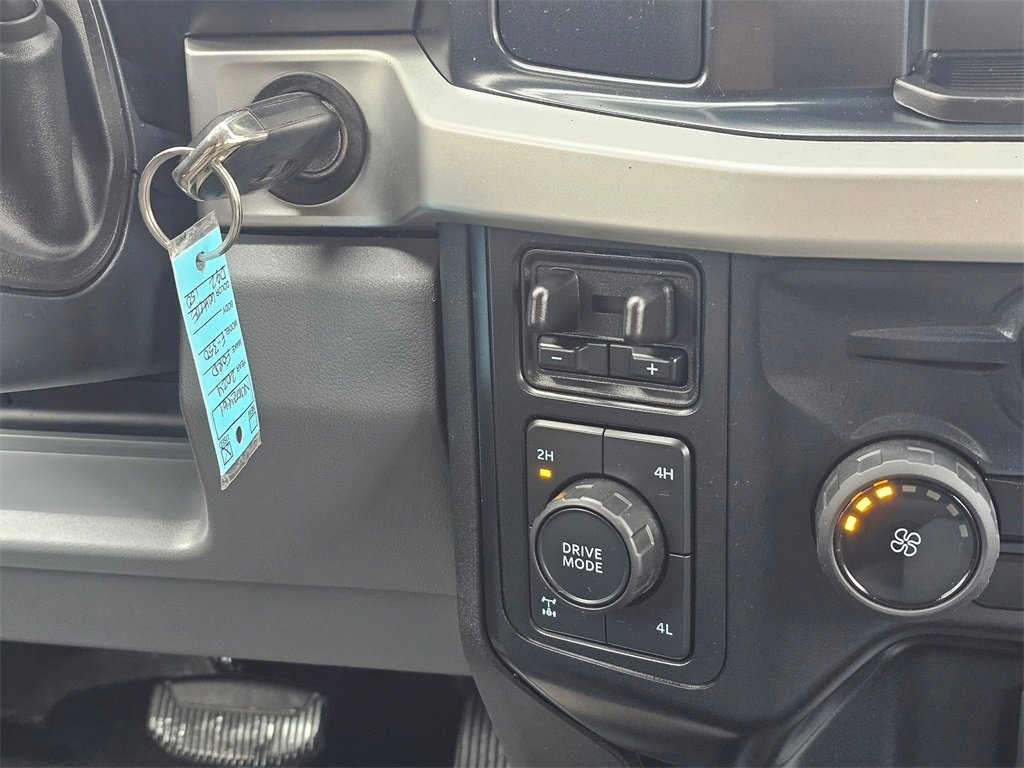 Used 2024 Ford F350 XLT image 16