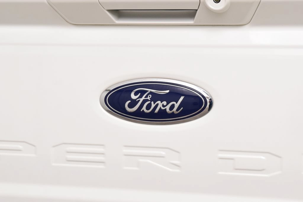 Used 2023 Ford F250 Lariat w/ Lariat Ultimate Package AWD/4WD image 20