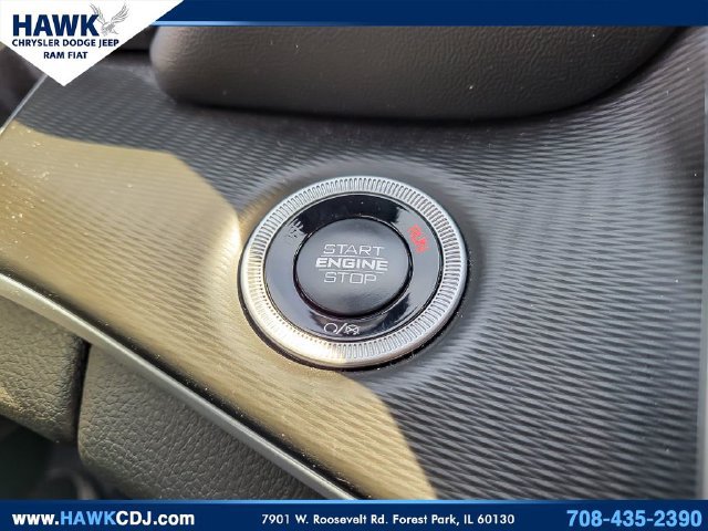 Certified 2025 Jeep Grand Cherokee Laredo w/ Luxury Tech Group I AWD/4WD image 17