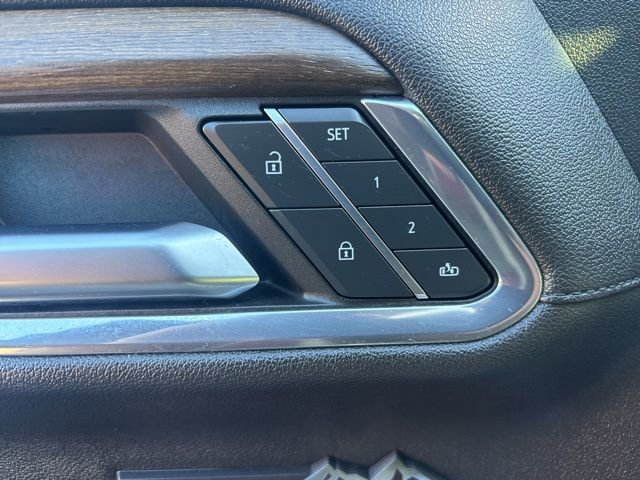 Used 2024 Chevrolet Silverado 1500 High Country image 34