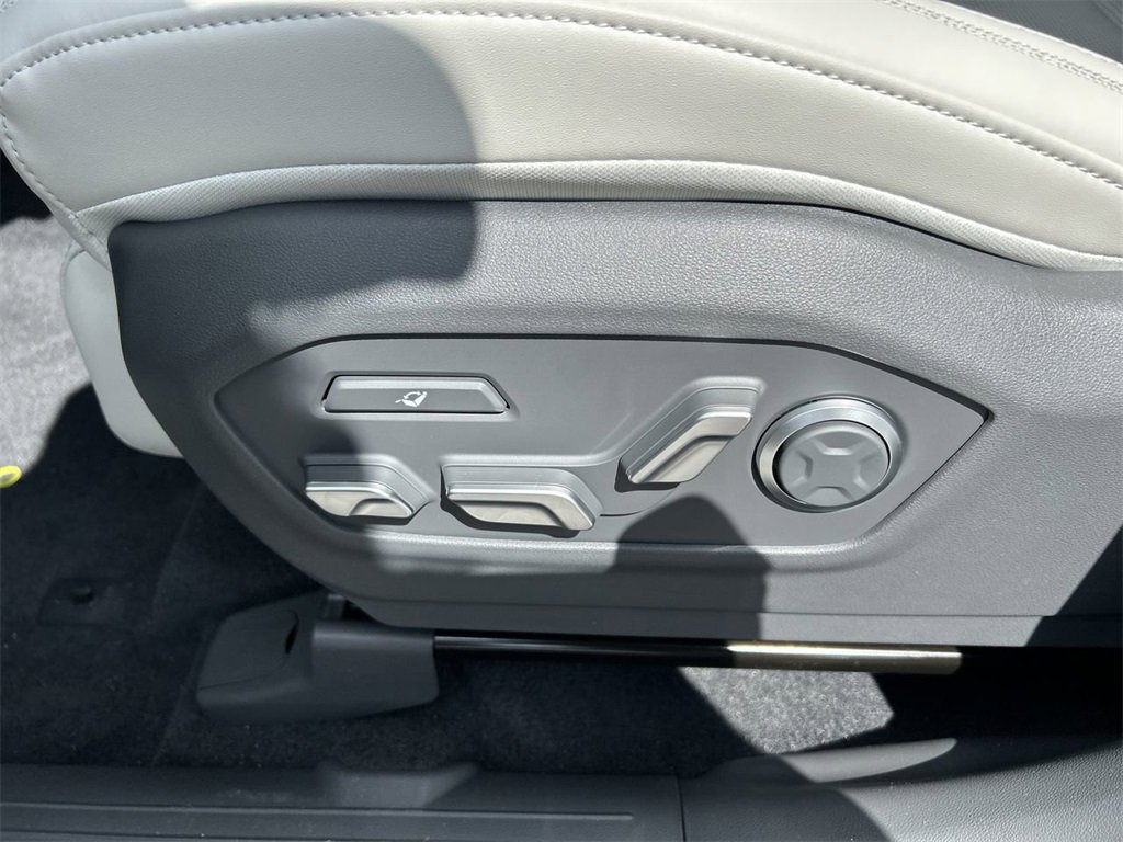 New 2026 Hyundai Santa Fe Calligraphy image 23