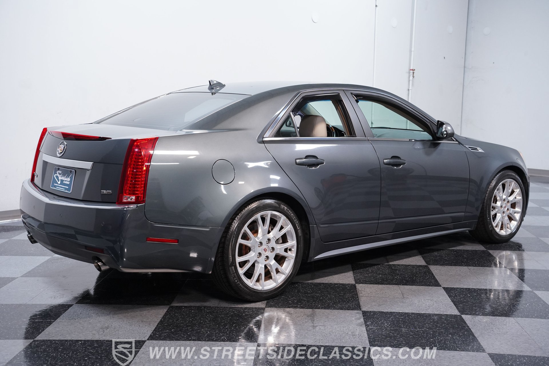 Used 2010 Cadillac CTS Performance w/ Performance Luxury Package RWD image 11