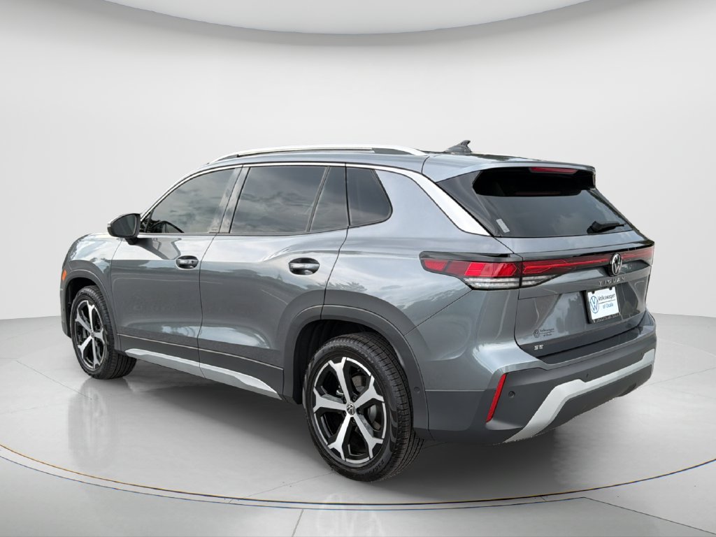 New 2026 Volkswagen Tiguan SE FWD image 7