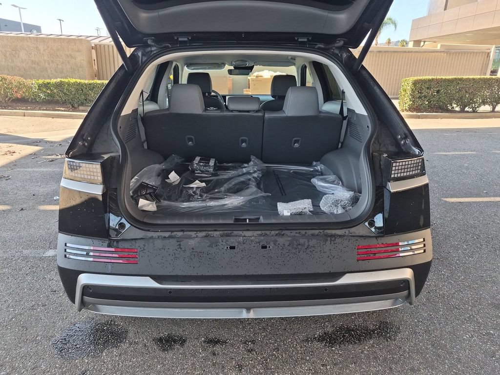 New 2026 Hyundai Ioniq 5 SEL RWD image 32