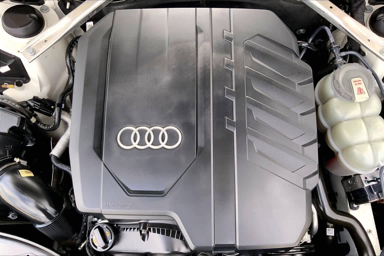 Used 2021 Audi A4 2.0T Premium w/ Convenience Package AWD/4WD image 32