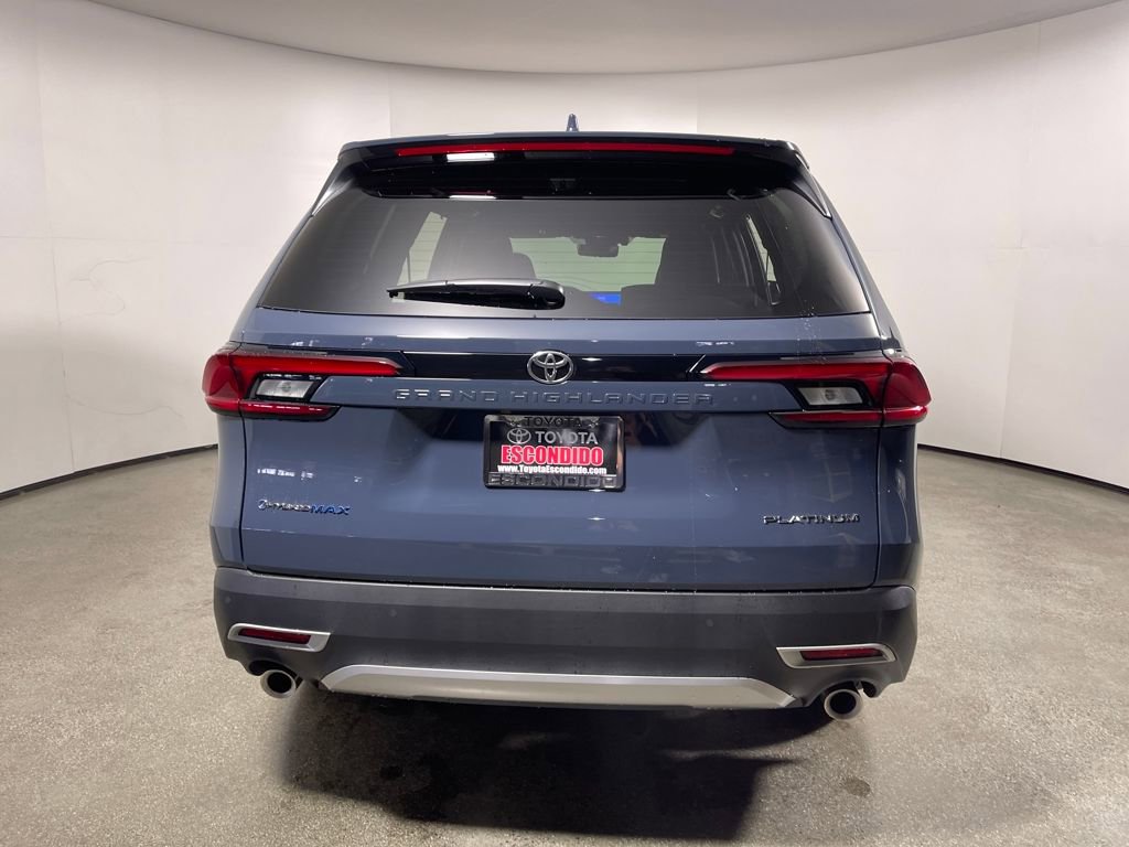 New 2026 Toyota Grand Highlander AWD Hybrid image 4