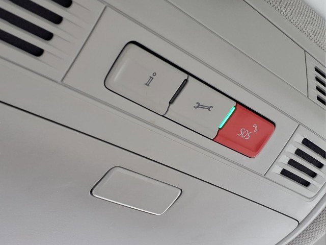 Used 2022 Volkswagen Jetta SE w/ Panoramic Sunroof Package image 24