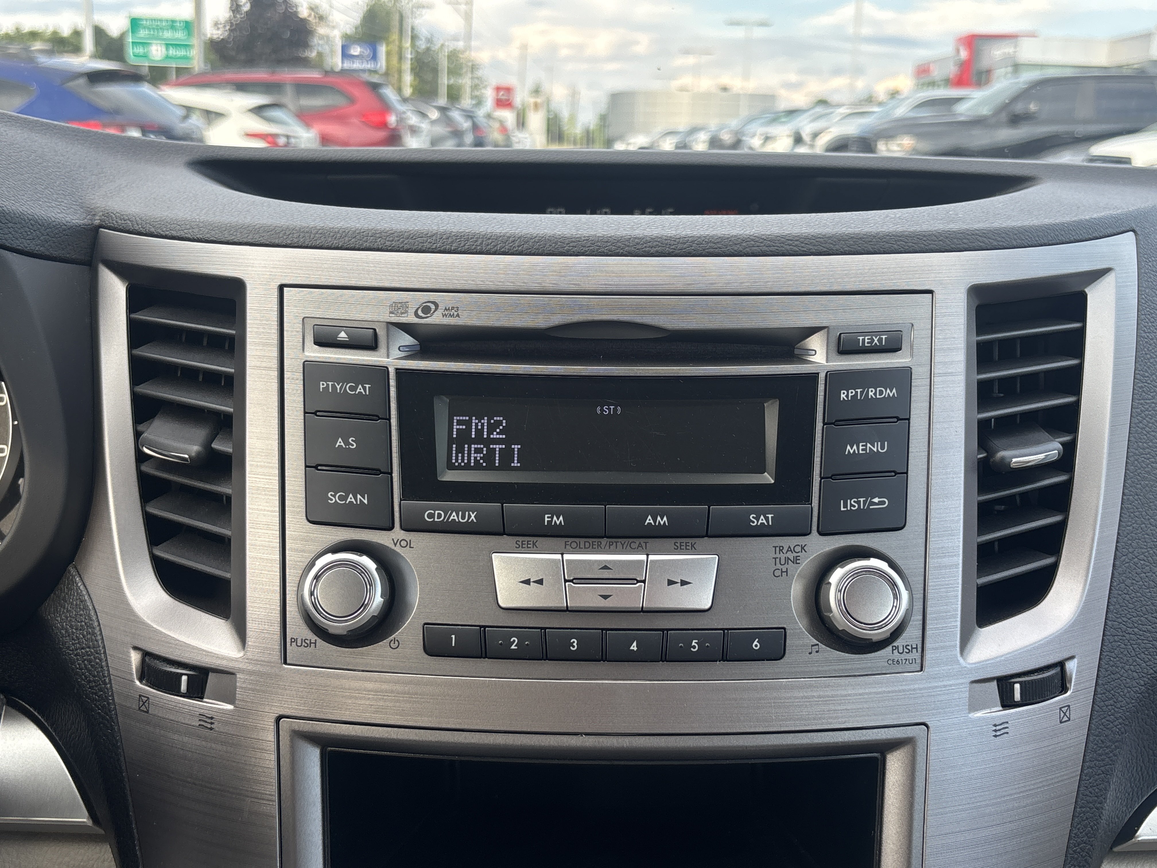 Used 2013 Subaru Outback 2.5i AWD/4WD image 13