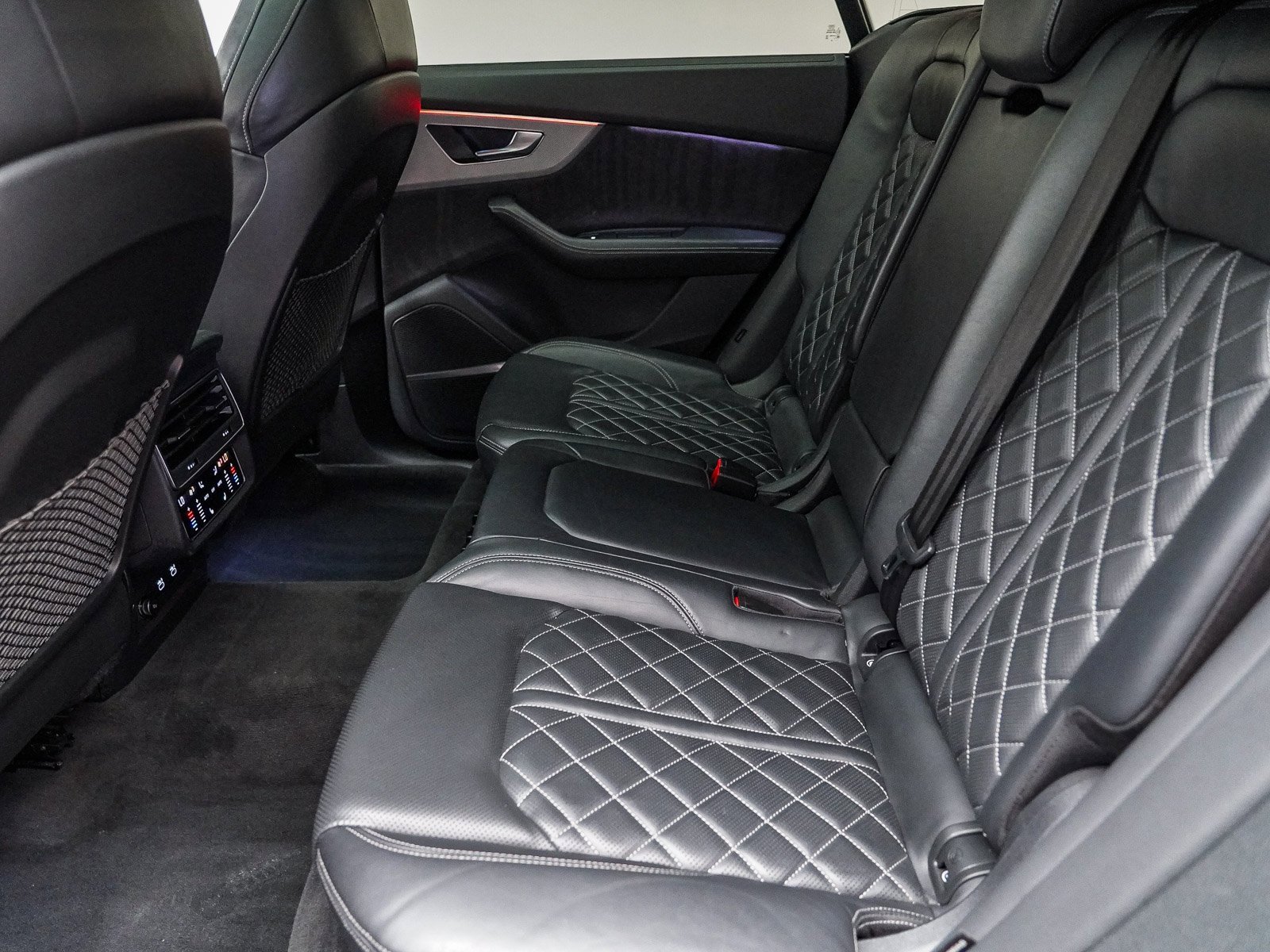 Used 2021 Audi SQ8 Prestige w/ Prestige Package image 20