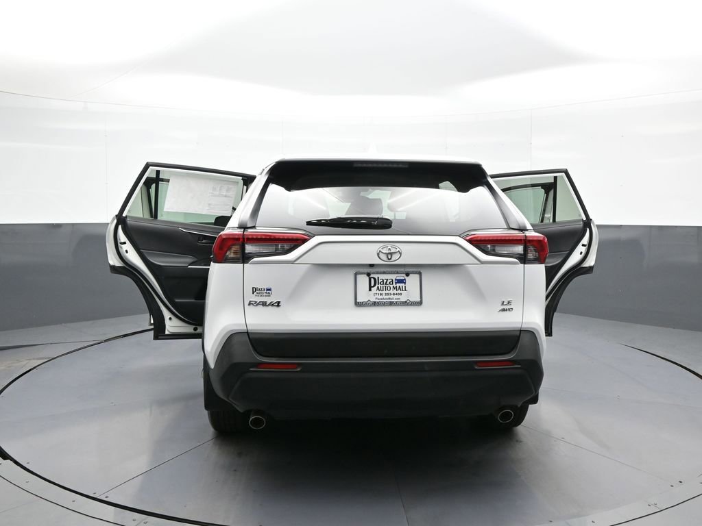 Certified 2024 Toyota RAV4 LE AWD/4WD image 46