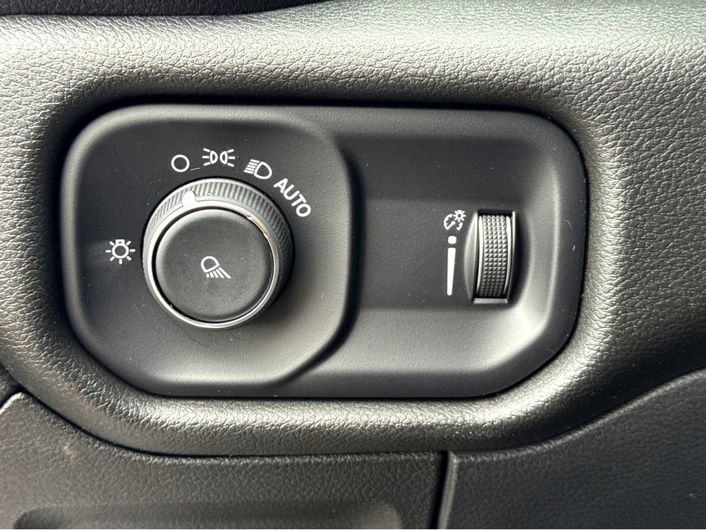 Certified 2023 RAM 1500 Big Horn image 15