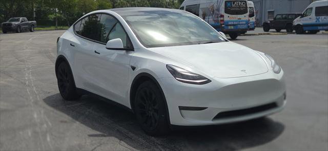 Used 2021 Tesla Model Y Long Range image 6