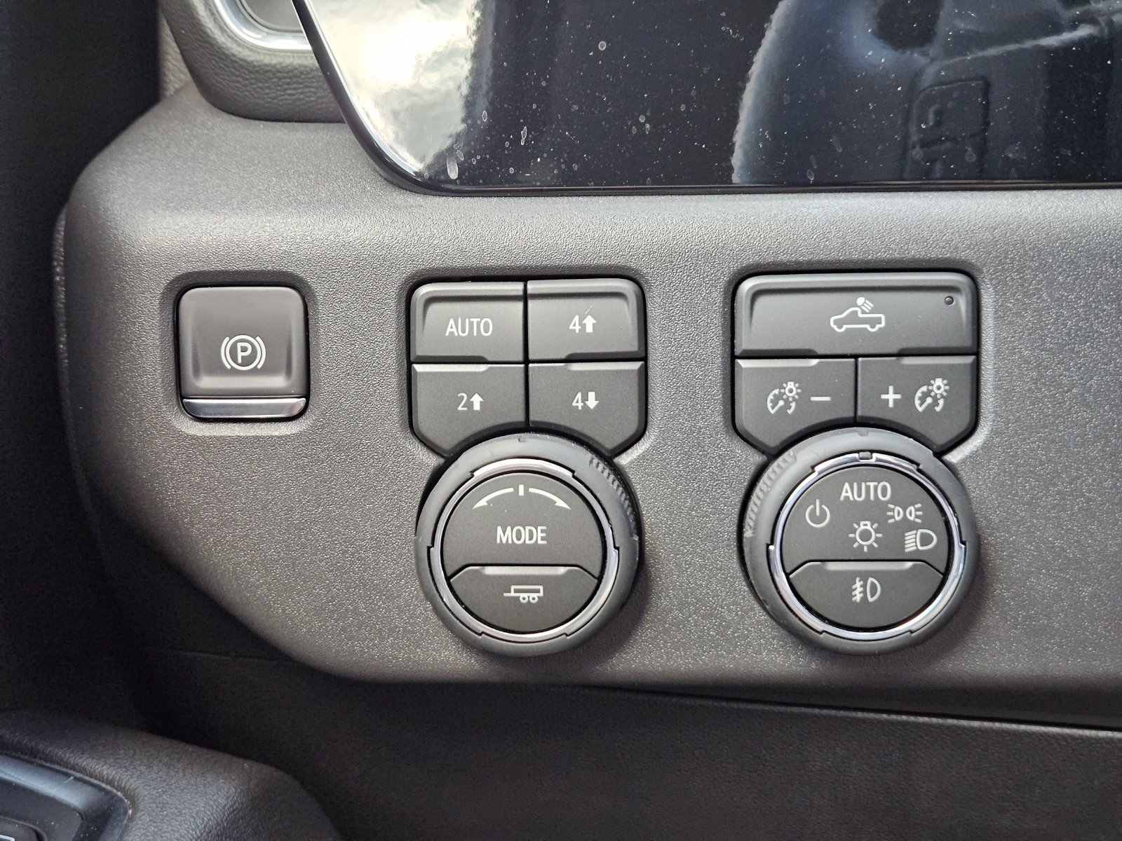 New 2026 Chevrolet Silverado 1500 LT Trail Boss w/ Convenience Package II AWD/4WD image 24