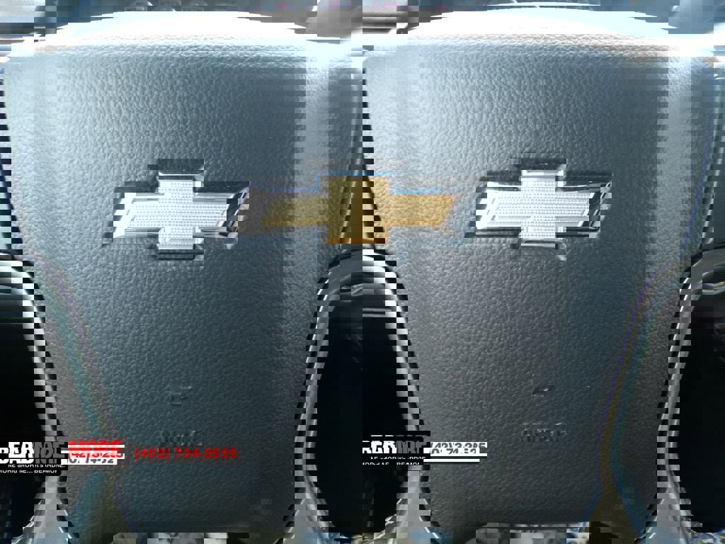 Used 2018 Chevrolet Suburban LT image 25