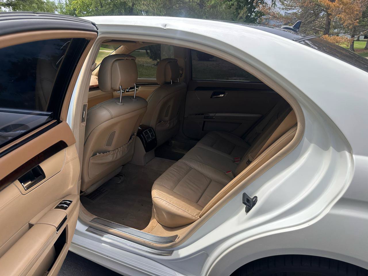 Used 2013 Mercedes-Benz S 550 4MATIC image 10