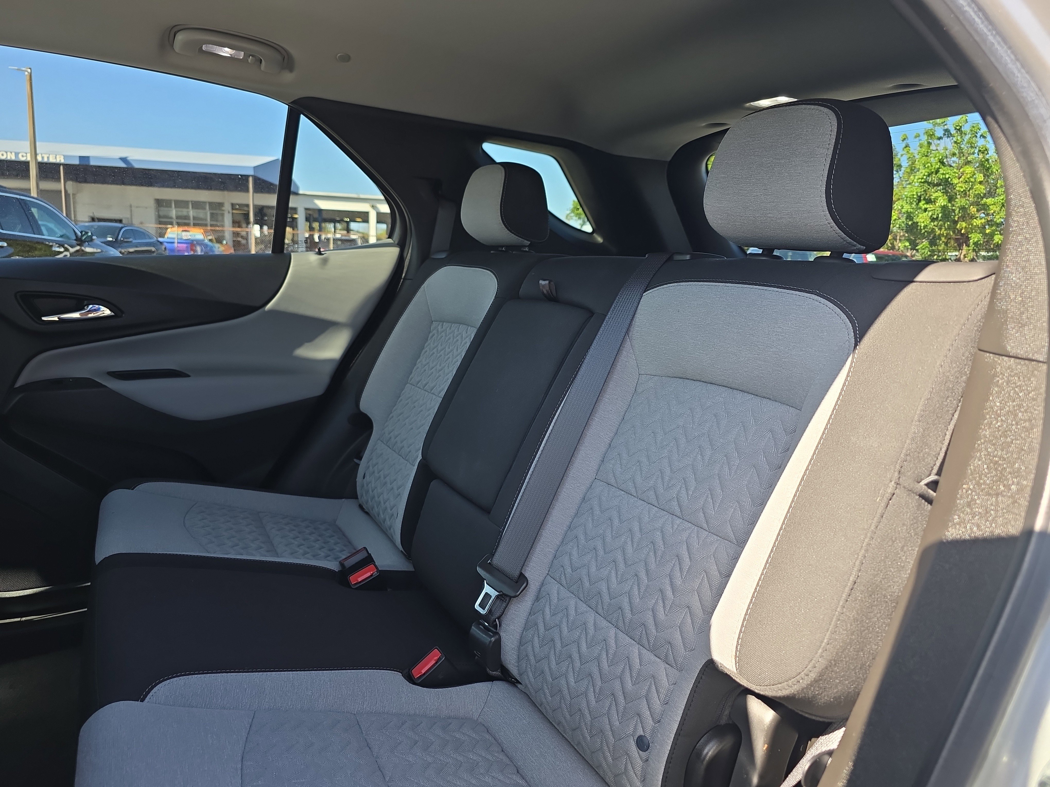 Used 2022 Chevrolet Equinox LT AWD/4WD image 14