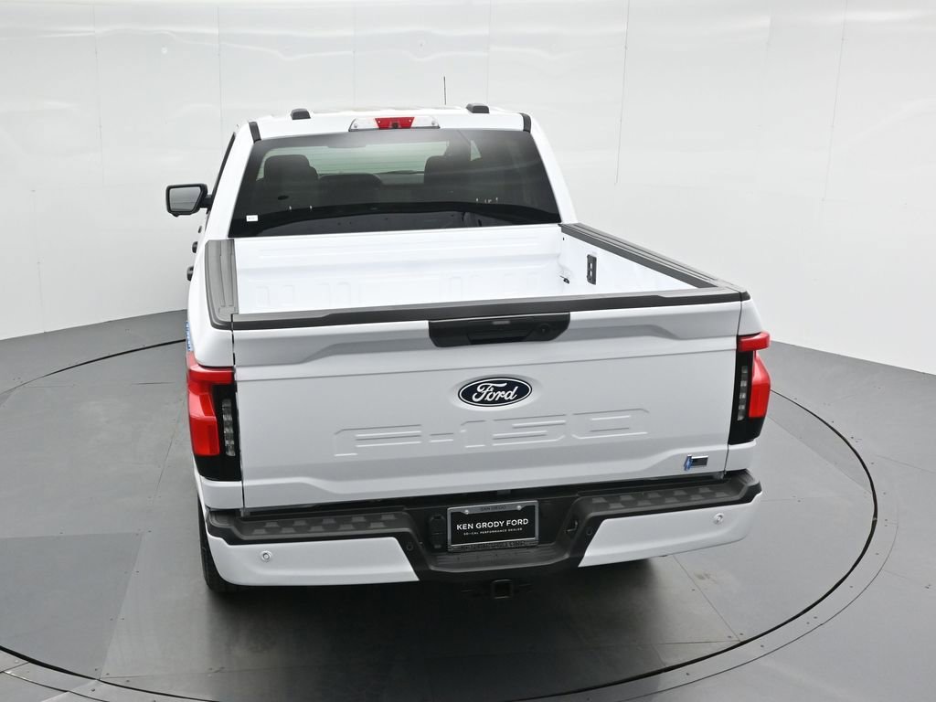 New 2025 Ford F150 Lightning XLT image 42