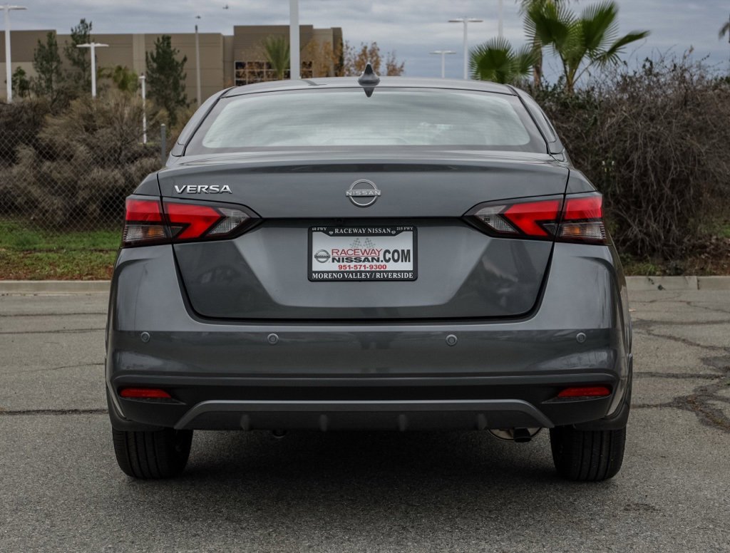 New 2025 Nissan Versa SV image 5