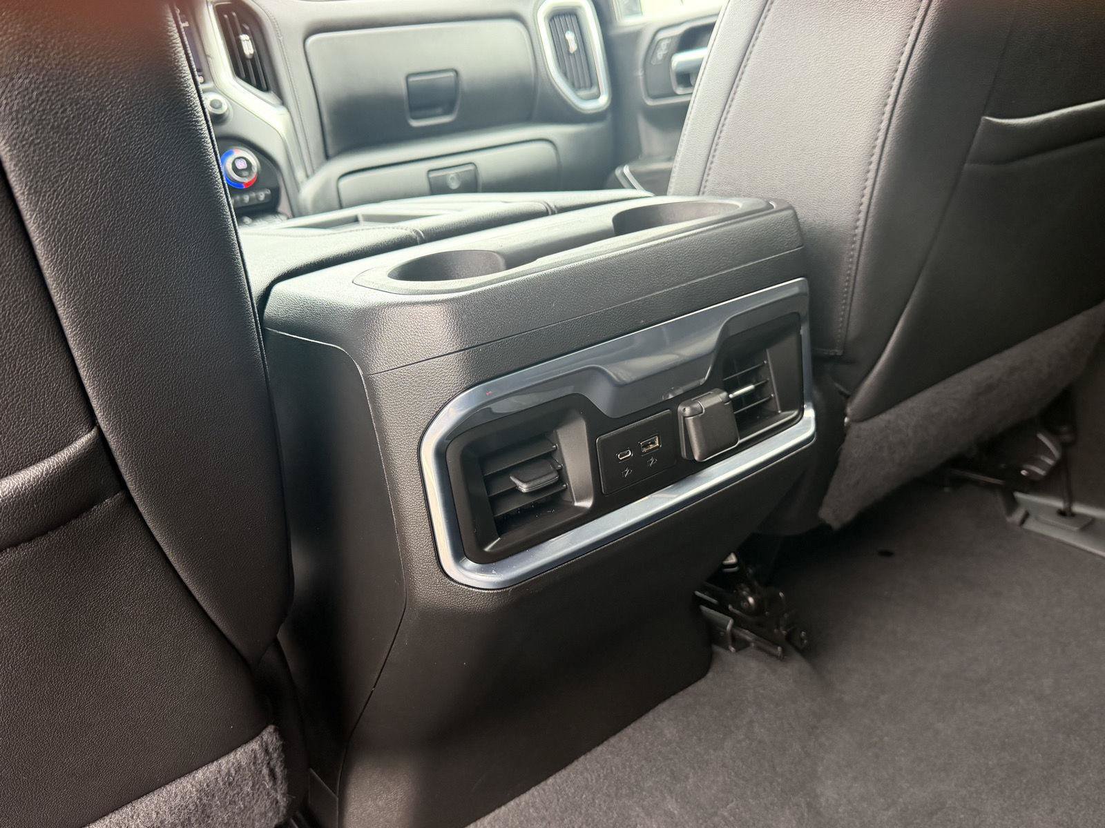 Used 2022 Chevrolet Silverado 1500 LTZ AWD/4WD image 30