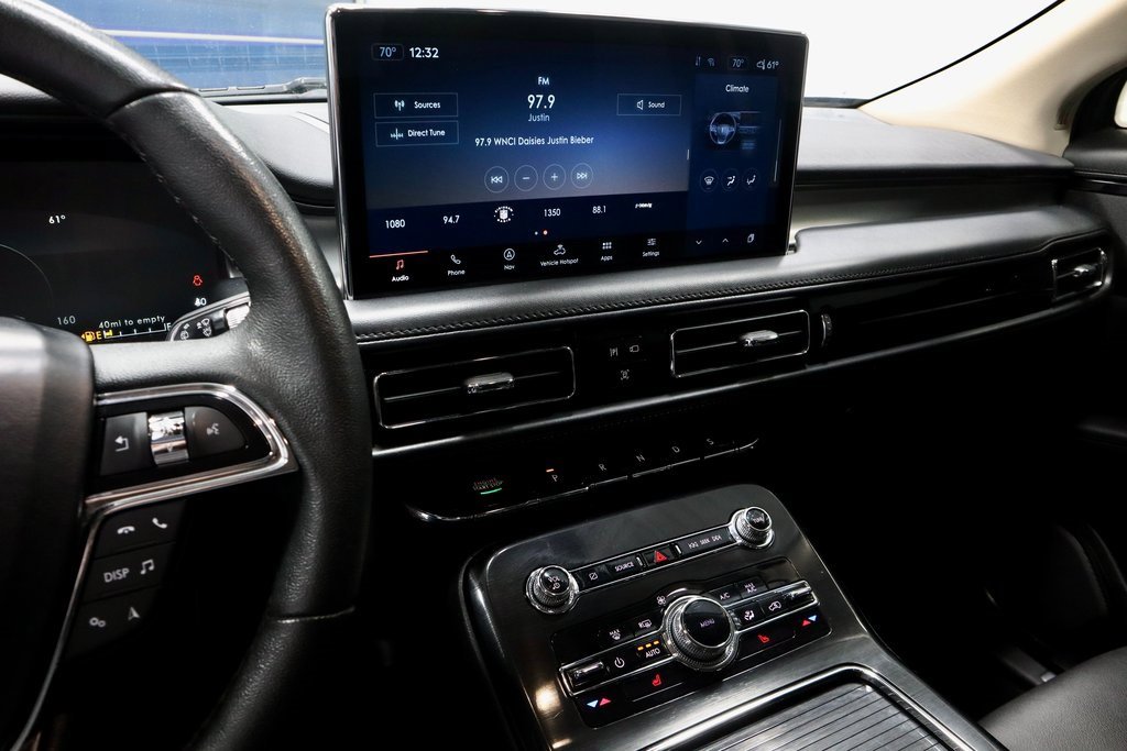 Used 2022 Lincoln Nautilus FWD w/ Premium Package image 33