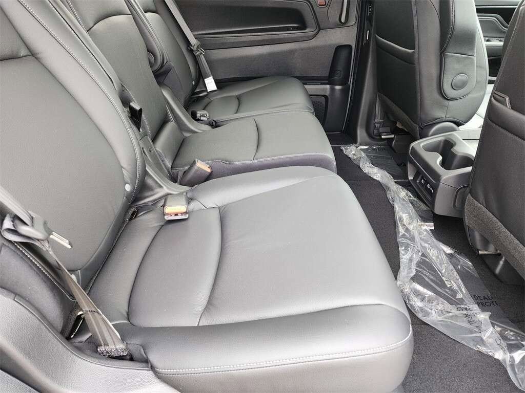 Used 2024 Honda Odyssey Touring image 20
