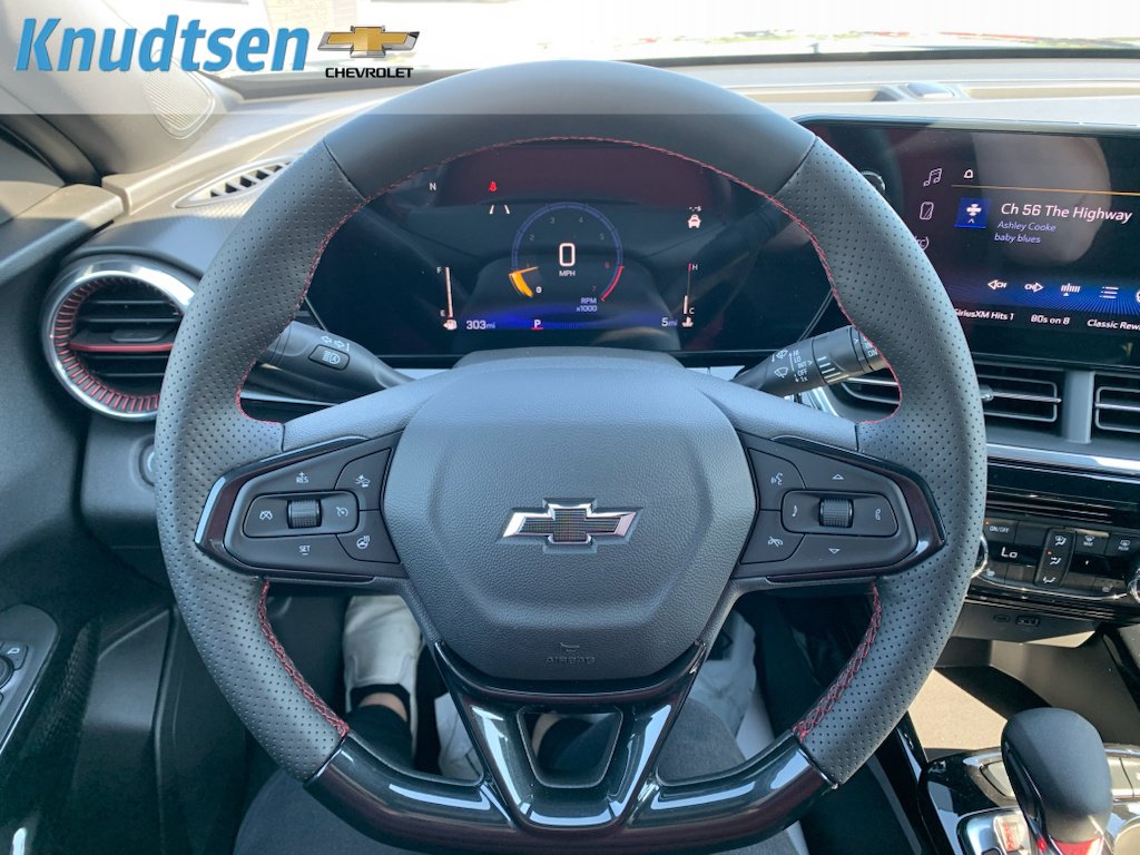 New 2026 Chevrolet Trax RS w/ Driver Confidence Package FWD image 22