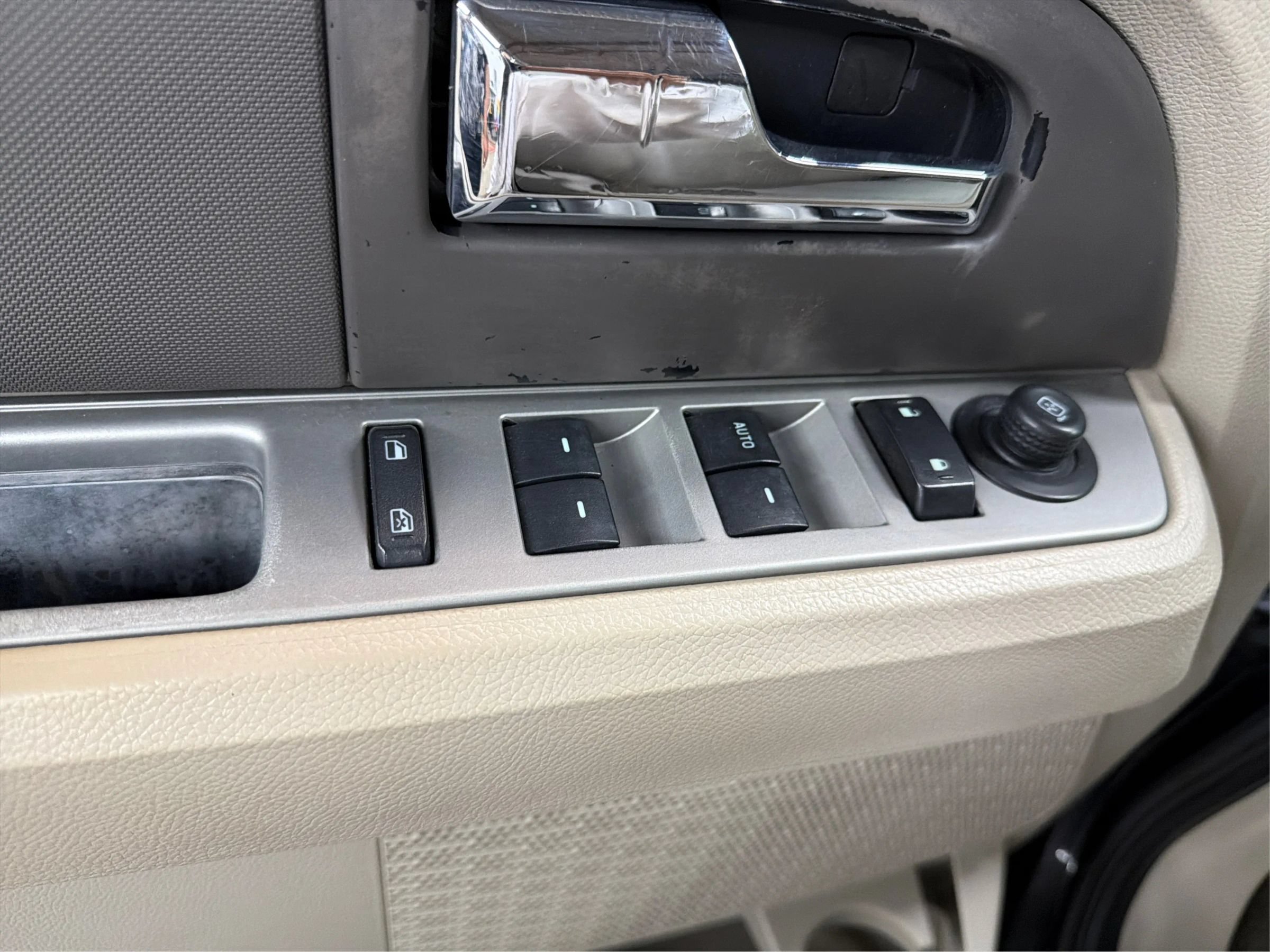 Used 2012 Ford Expedition XLT RWD image 17