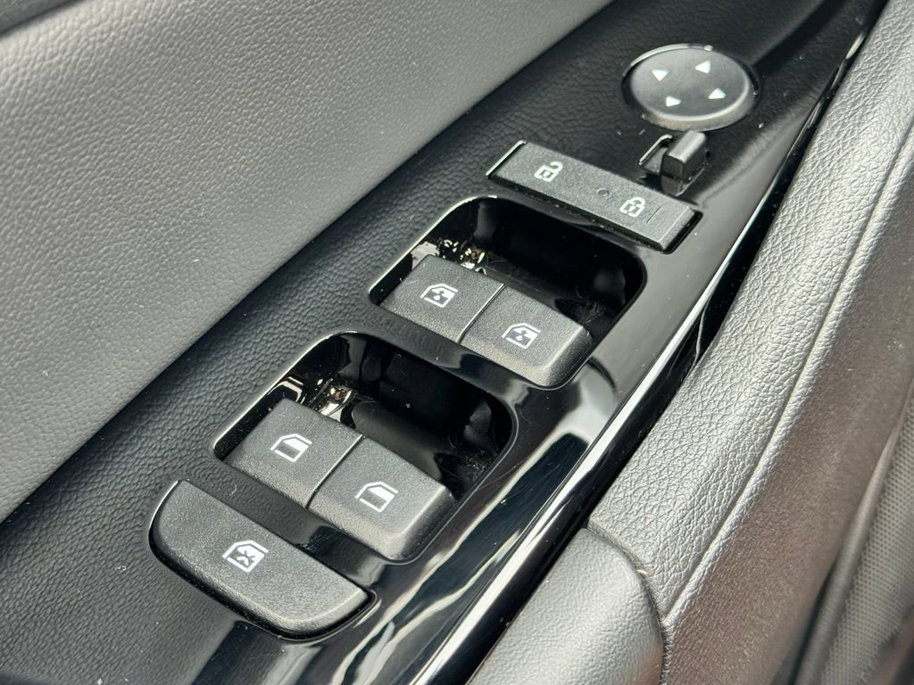 Used 2024 Kia Sportage X-Line w/ X-Line Premium Package AWD/4WD image 30