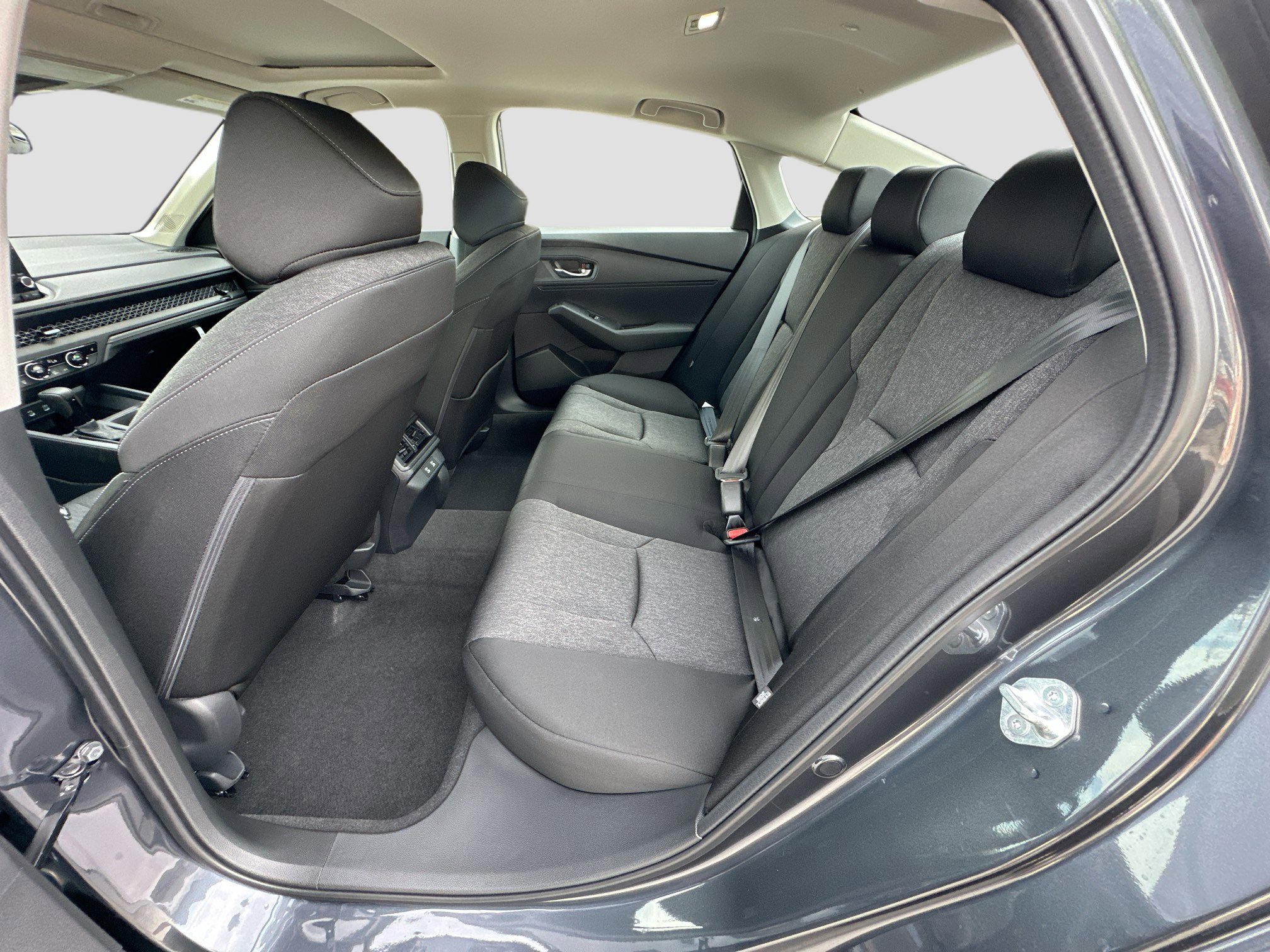 New 2025 Honda Accord SE image 19