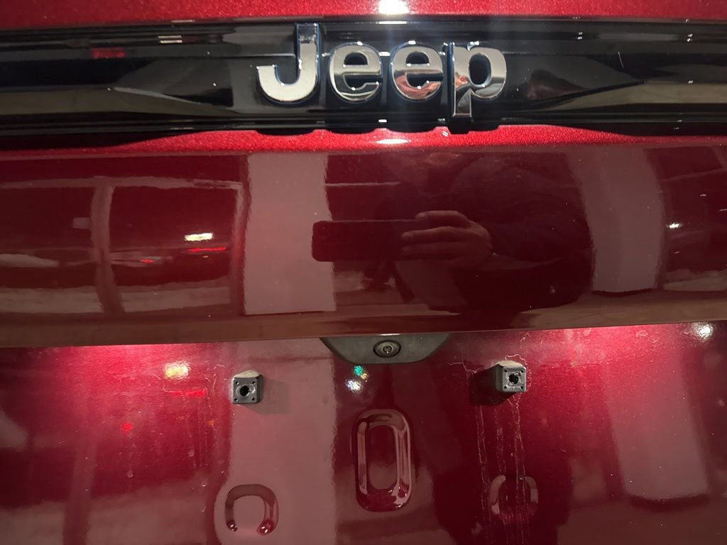 Used 2023 Jeep Grand Cherokee 4WD 4xe image 23