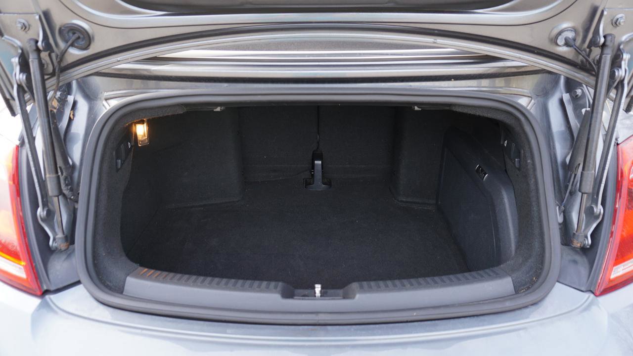 Used 2014 Volkswagen Beetle R-Line image 31